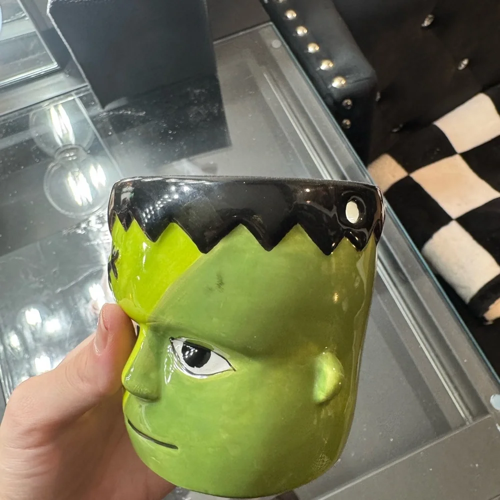 Frankenstein makeup brush holder